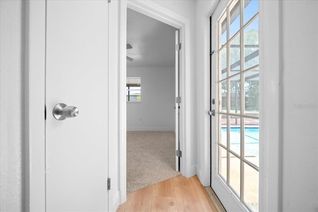 For Sale: $298,000 (3 beds, 2 baths, 1378 Square Feet)