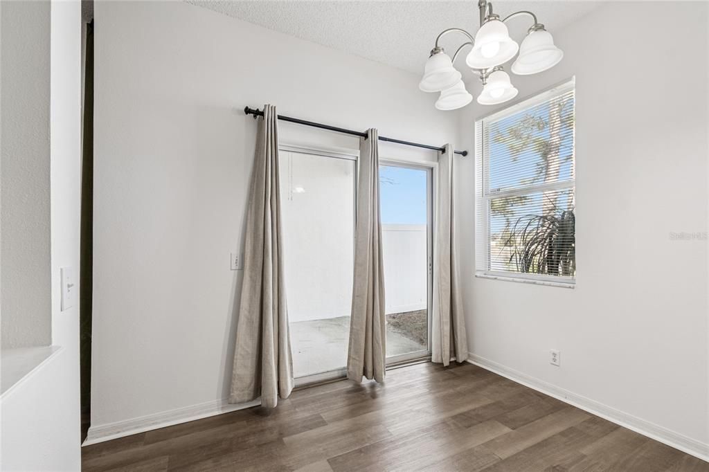 出租: $2,700 (3 贝兹, 2 浴室, 1453 平方英尺)