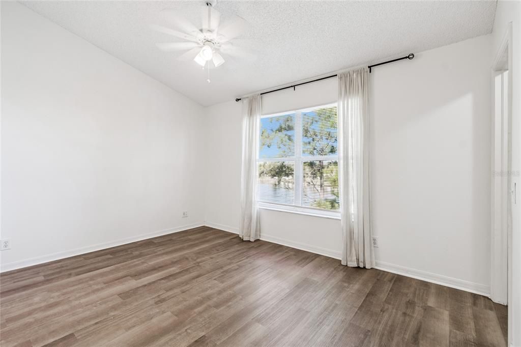 出租: $2,700 (3 贝兹, 2 浴室, 1453 平方英尺)