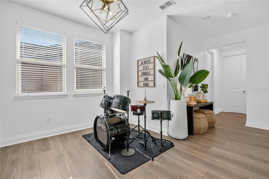 待售: $1,390,000 (5 贝兹, 4 浴室, 4058 平方英尺)