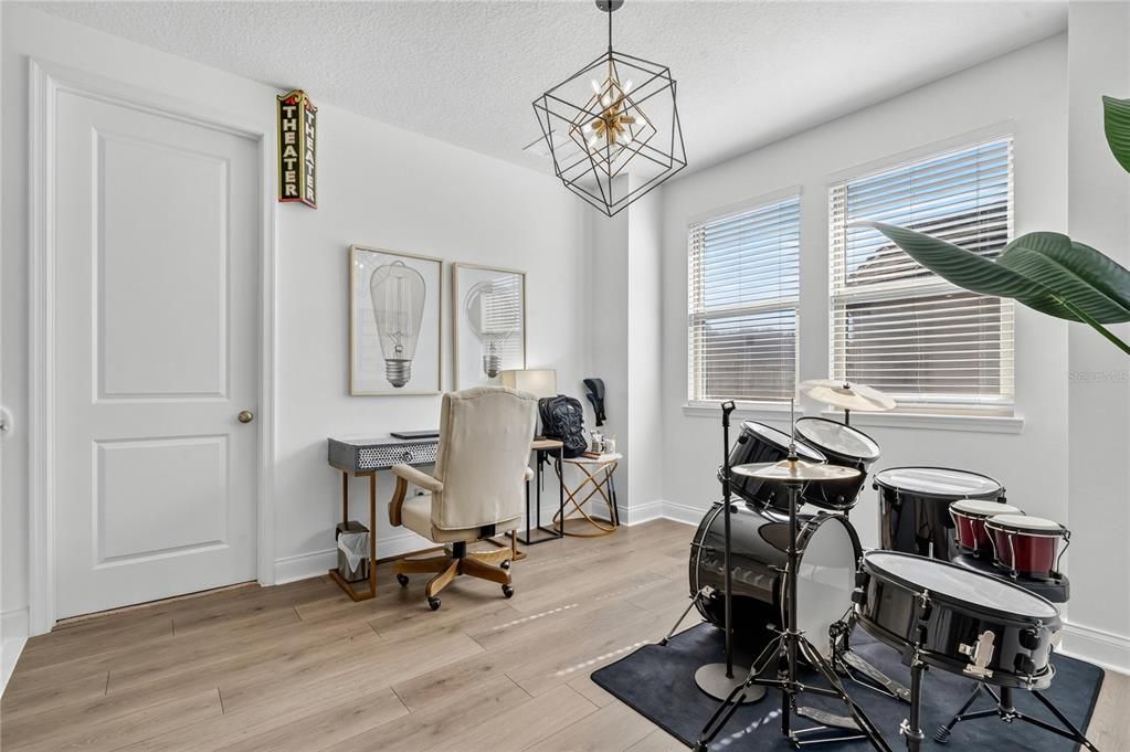 待售: $1,390,000 (5 贝兹, 4 浴室, 4058 平方英尺)