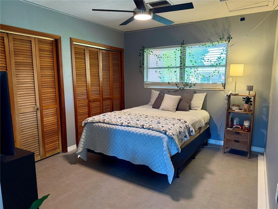 На продажу: $259,000 (3 спален, 2 ванн, 1404 Квадратных фут)