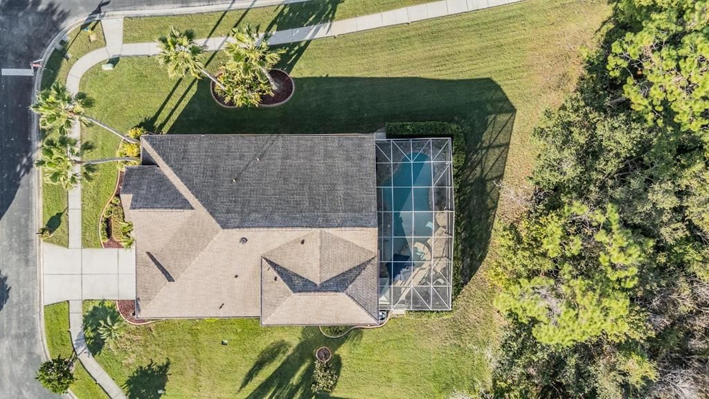 合同活跃: $715,000 (5 贝兹, 4 浴室, 3102 平方英尺)