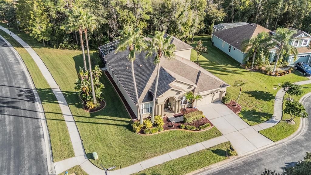 合同活跃: $715,000 (5 贝兹, 4 浴室, 3102 平方英尺)