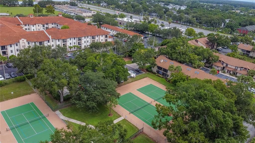 For Rent: $1,450 (2 beds, 2 baths, 842 Square Feet)