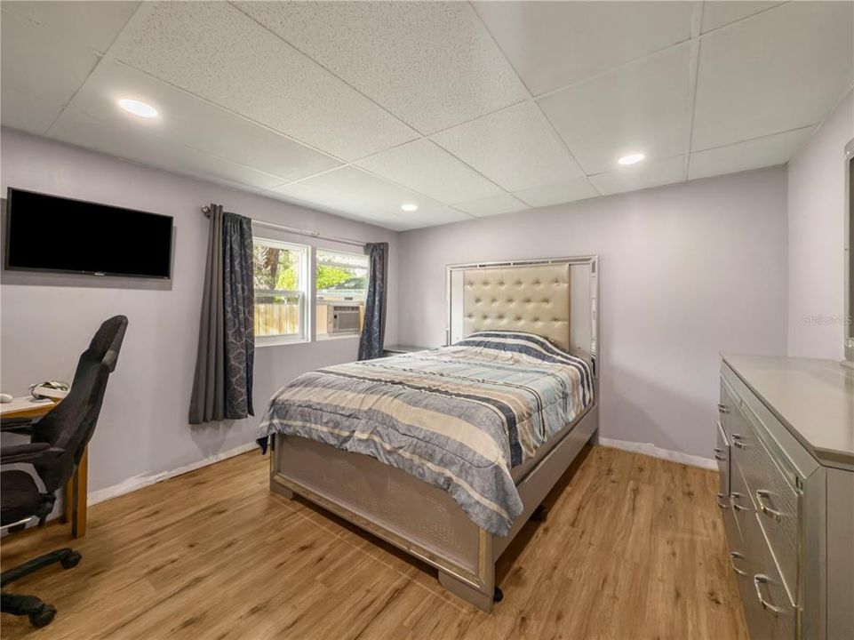 En Venta: $184,900 (3 camas, 2 baños, 1428 Pies cuadrados)