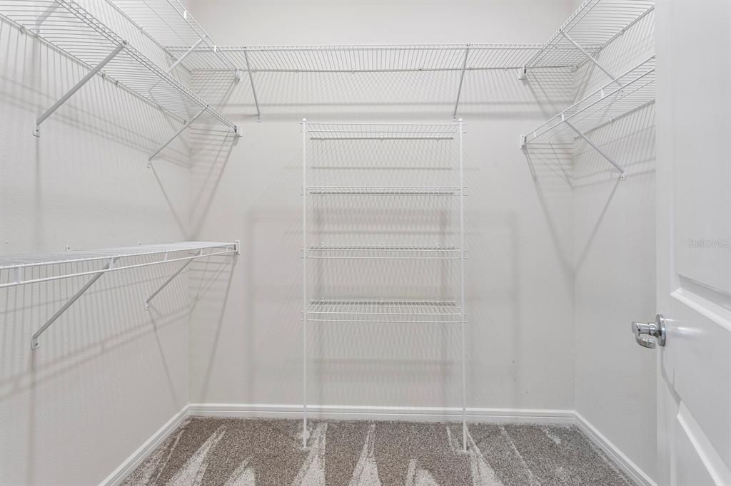 En Venta: $450,000 (3 camas, 2 baños, 1844 Pies cuadrados)