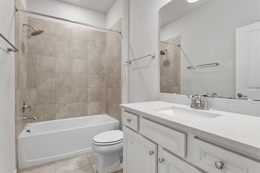 En Venta: $450,000 (3 camas, 2 baños, 1844 Pies cuadrados)