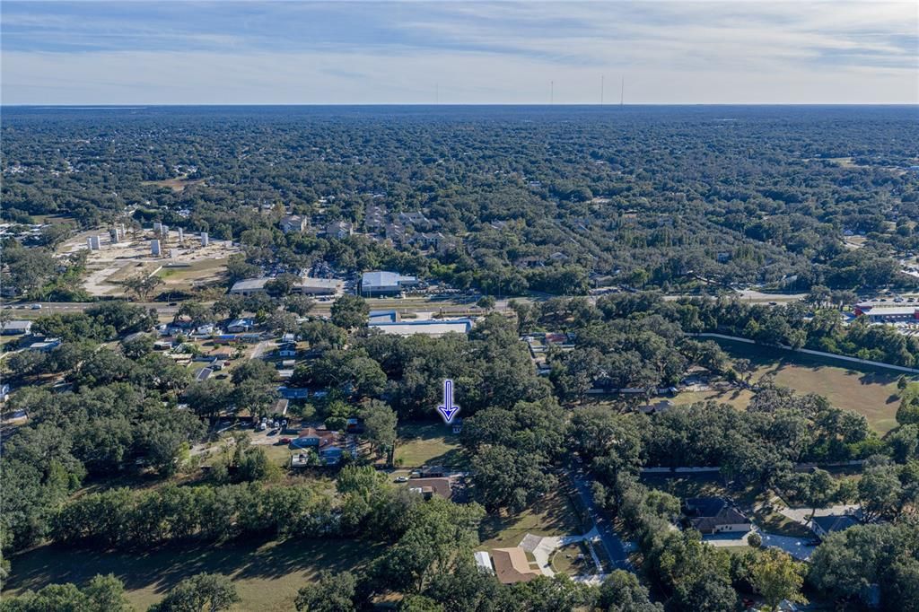 合同活跃: $285,000 (1 贝兹, 1 浴室, 996 平方英尺)