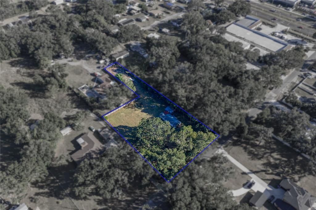 合同活跃: $285,000 (1 贝兹, 1 浴室, 996 平方英尺)