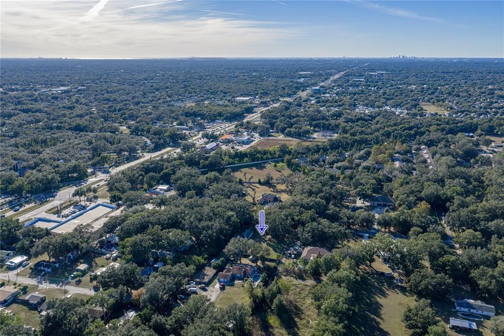 合同活跃: $285,000 (1 贝兹, 1 浴室, 996 平方英尺)