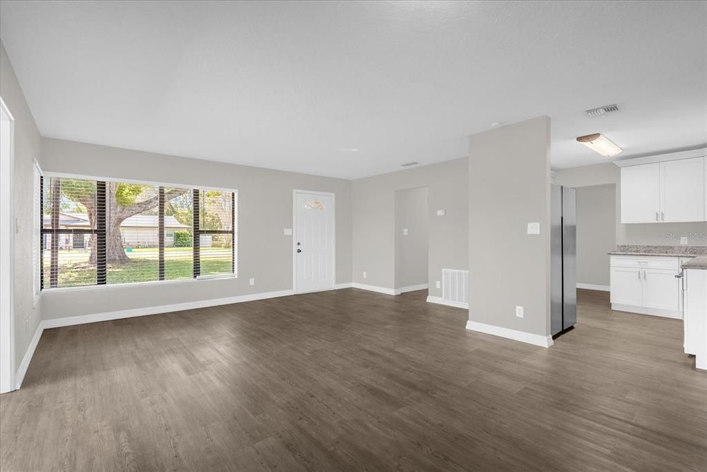 待售: $309,900 (3 贝兹, 2 浴室, 1435 平方英尺)