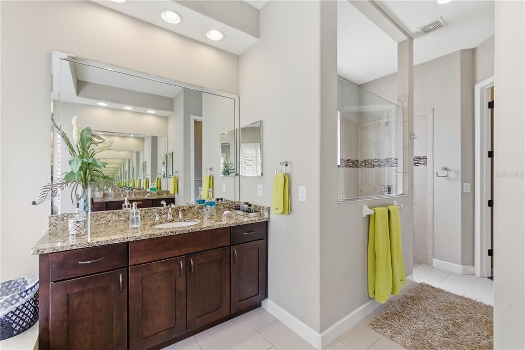 For Sale: $887,000 (4 beds, 3 baths, 2629 Square Feet)