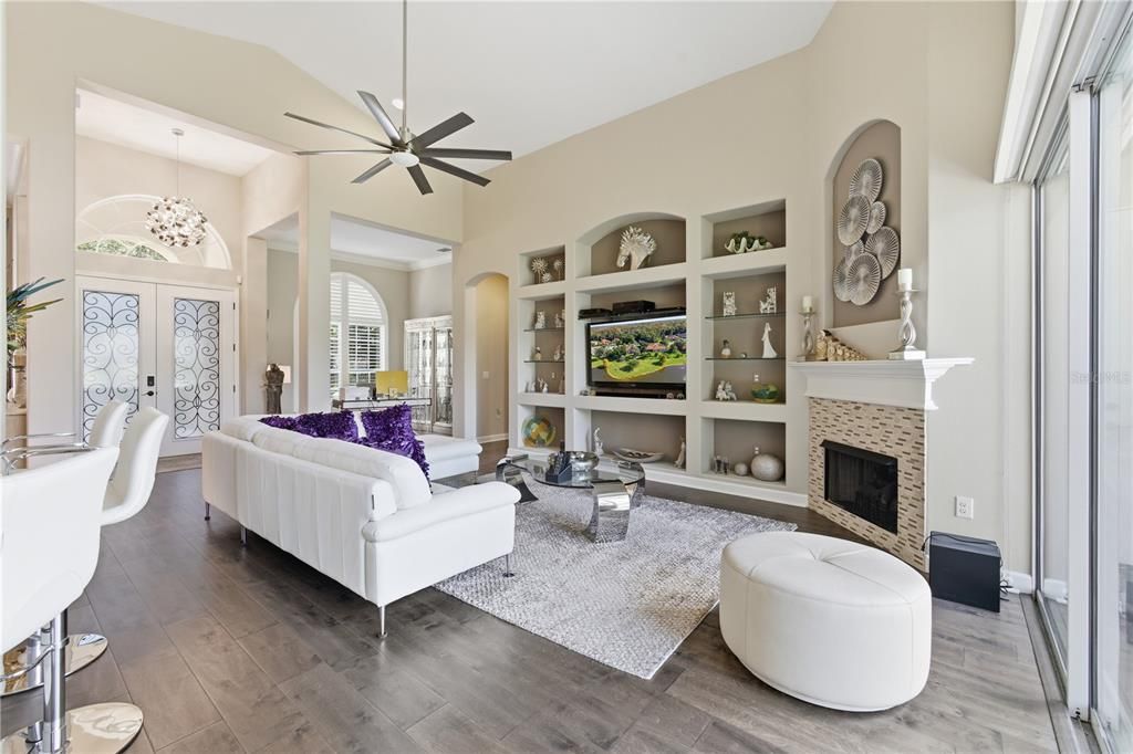 For Sale: $887,000 (4 beds, 3 baths, 2629 Square Feet)