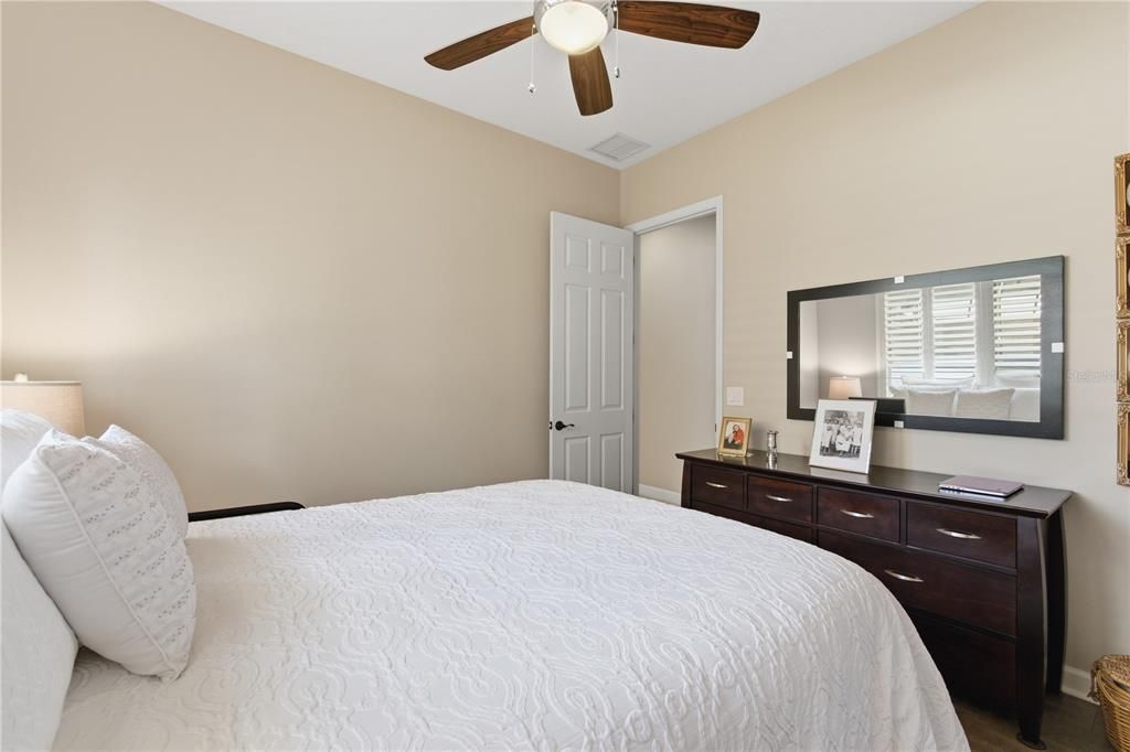 For Sale: $887,000 (4 beds, 3 baths, 2629 Square Feet)