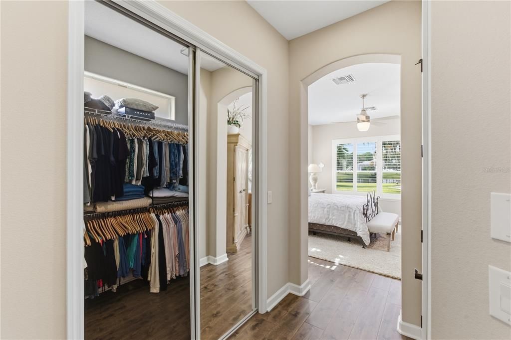 For Sale: $887,000 (4 beds, 3 baths, 2629 Square Feet)