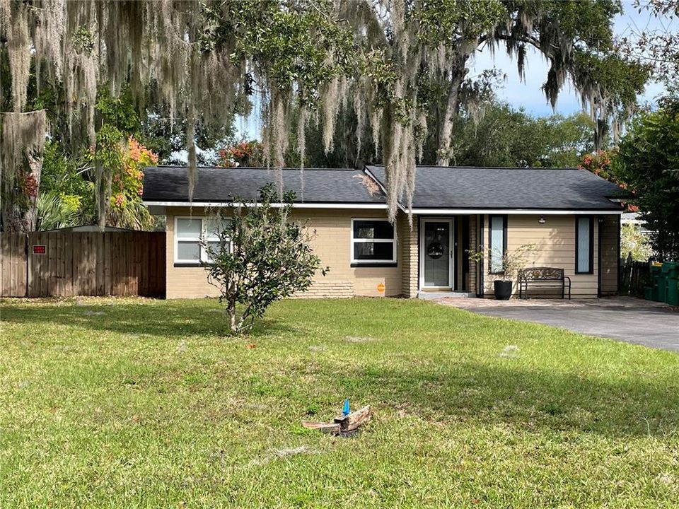 For Sale: $238,000 (2 beds, 1 baths, 1232 Square Feet)