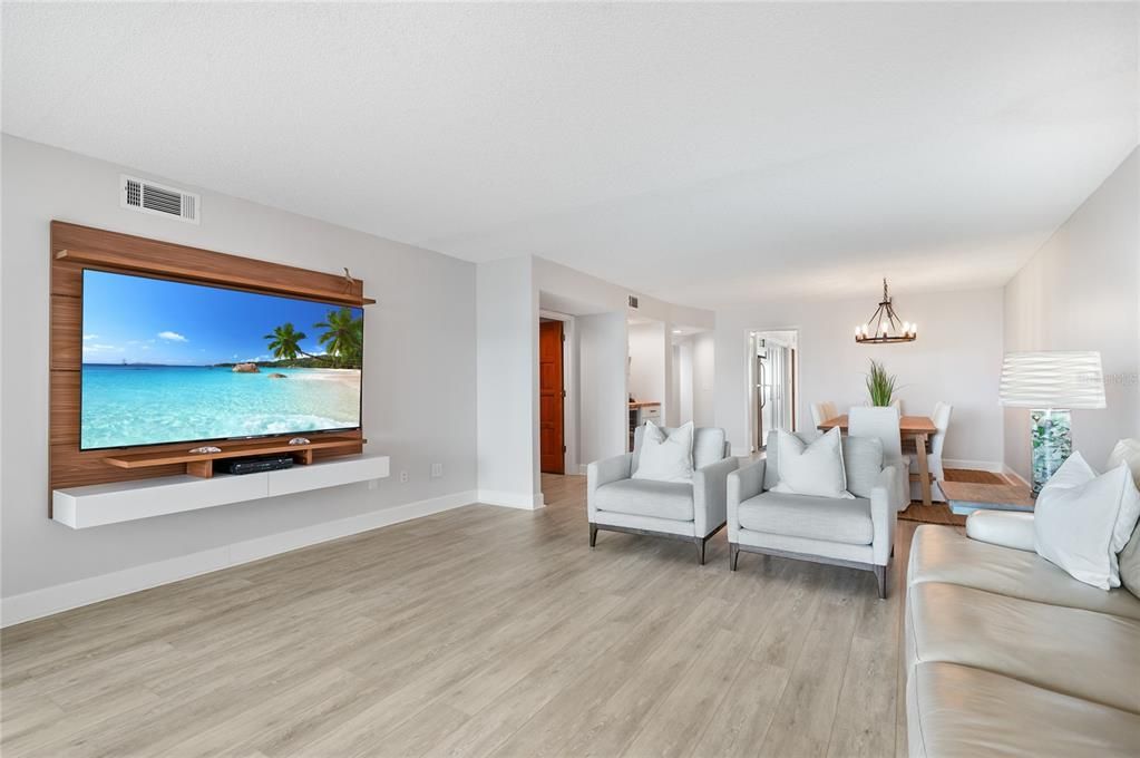 На продажу: $1,100,000 (2 спален, 2 ванн, 1536 Квадратных фут)