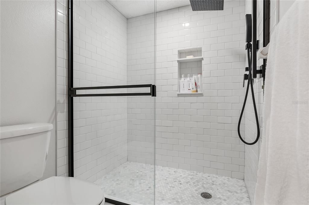 На продажу: $1,100,000 (2 спален, 2 ванн, 1536 Квадратных фут)