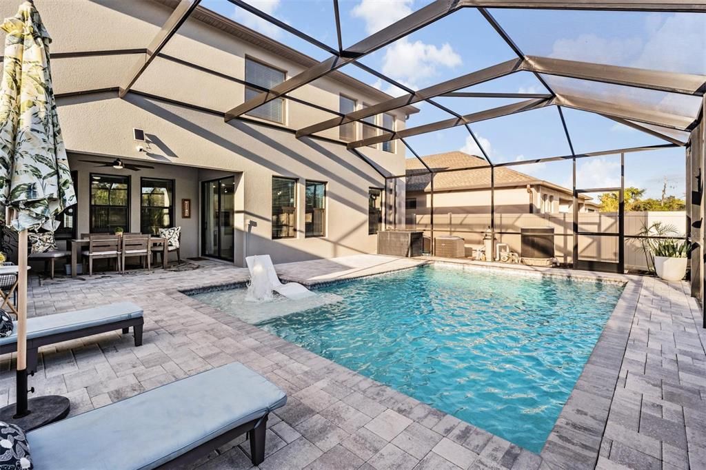 For Sale: $729,900 (5 beds, 4 baths, 3231 Square Feet)