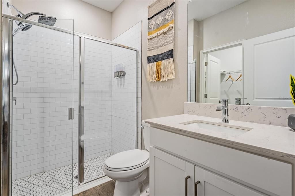 For Sale: $729,900 (5 beds, 4 baths, 3231 Square Feet)