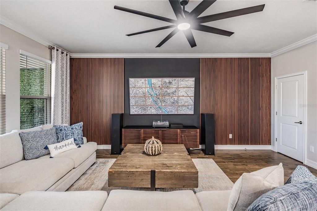 For Sale: $729,900 (5 beds, 4 baths, 3231 Square Feet)