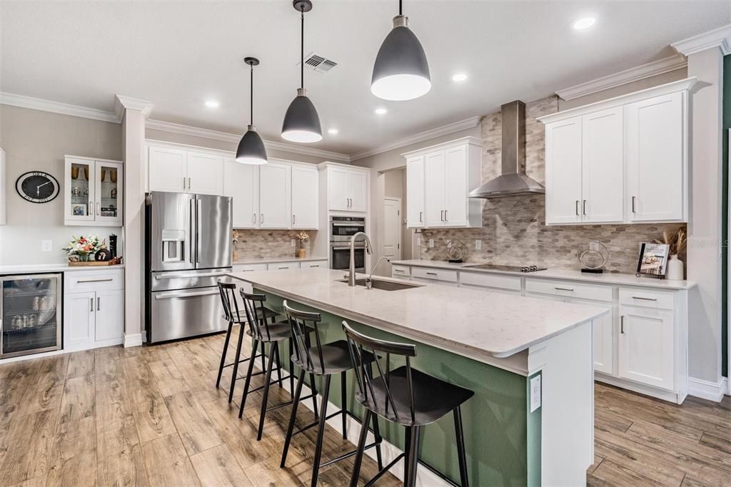 For Sale: $729,900 (5 beds, 4 baths, 3231 Square Feet)