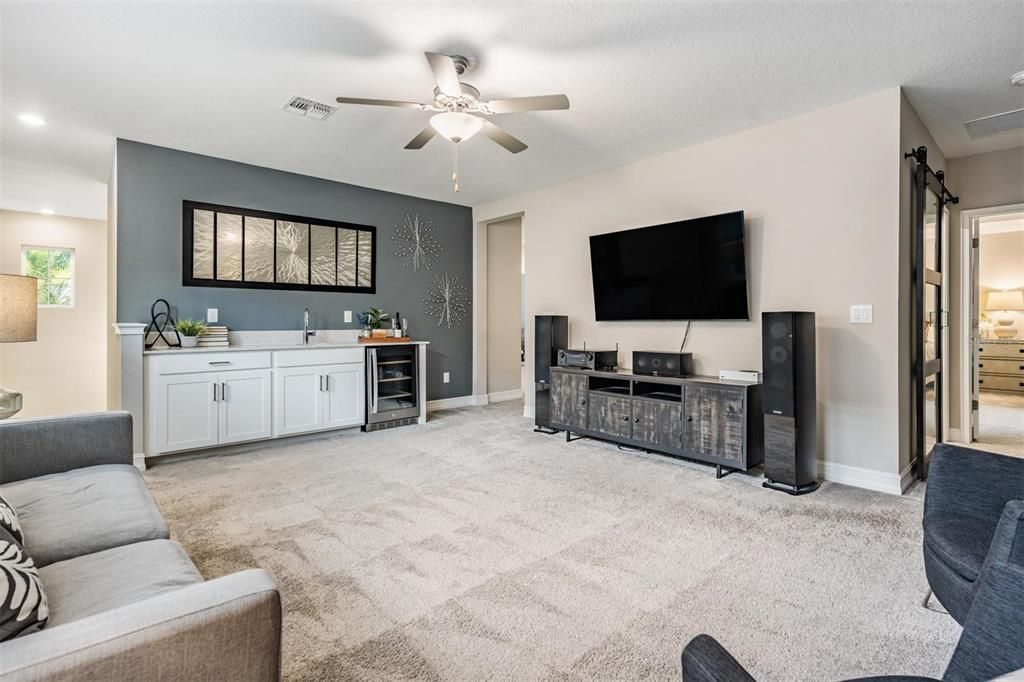 For Sale: $729,900 (5 beds, 4 baths, 3231 Square Feet)