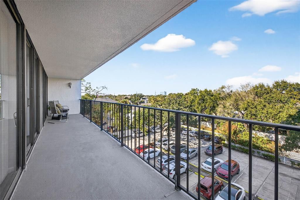 En Venta: $295,000 (2 camas, 2 baños, 1032 Pies cuadrados)