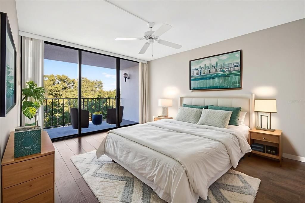 En Venta: $295,000 (2 camas, 2 baños, 1032 Pies cuadrados)