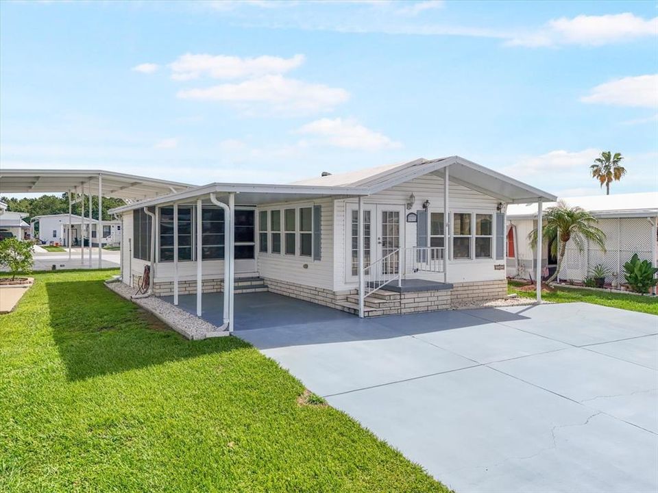 出租: $1,400 (2 贝兹, 2 浴室, 778 平方英尺)