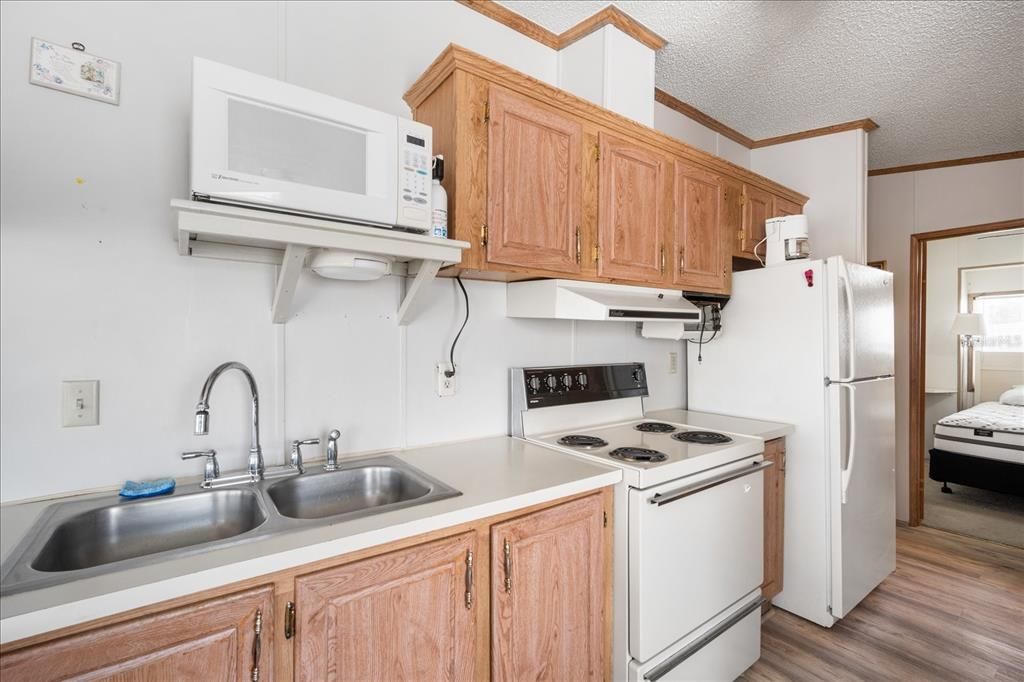 出租: $1,400 (2 贝兹, 2 浴室, 778 平方英尺)