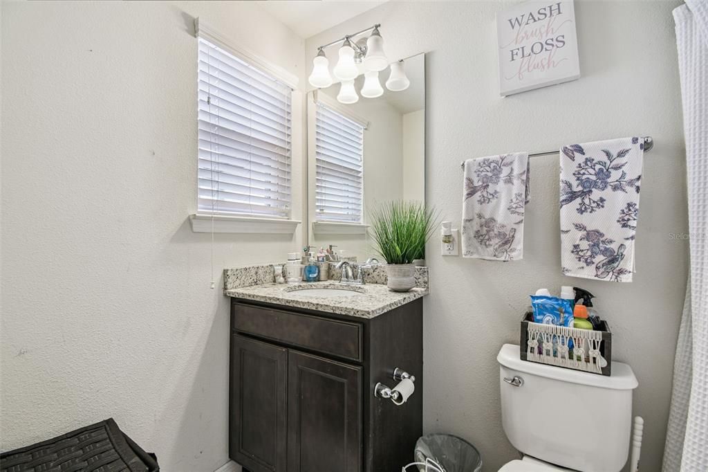 En Venta: $220,000 (2 camas, 2 baños, 1588 Pies cuadrados)