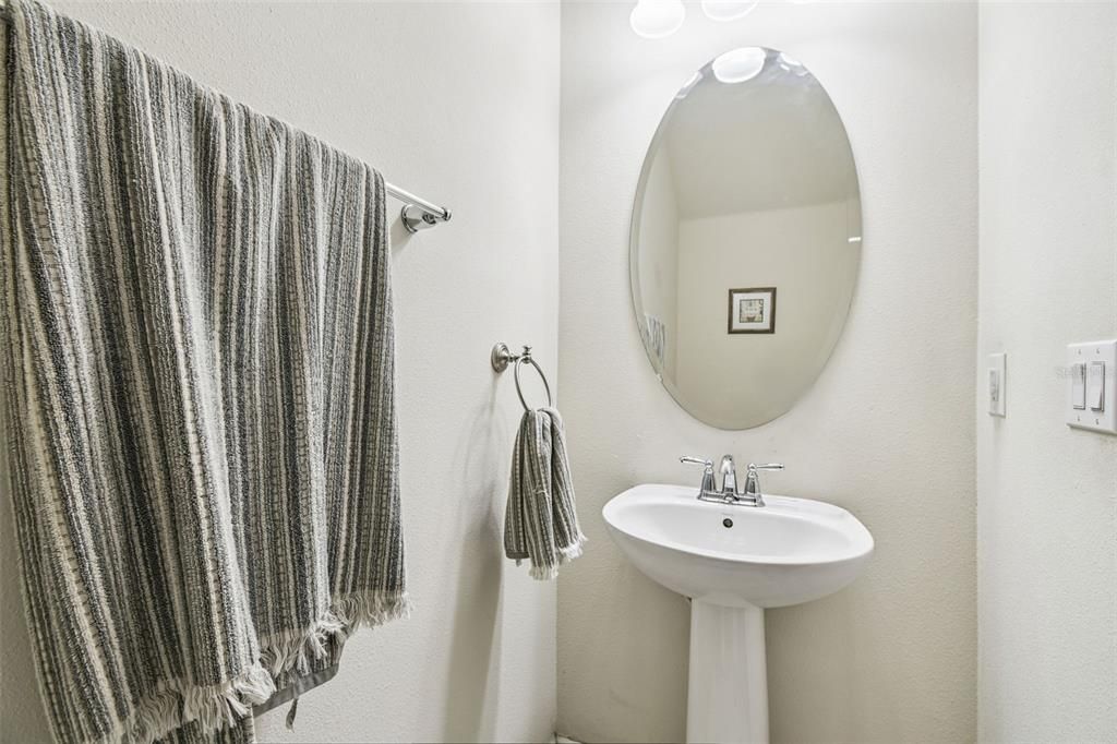 En Venta: $220,000 (2 camas, 2 baños, 1588 Pies cuadrados)