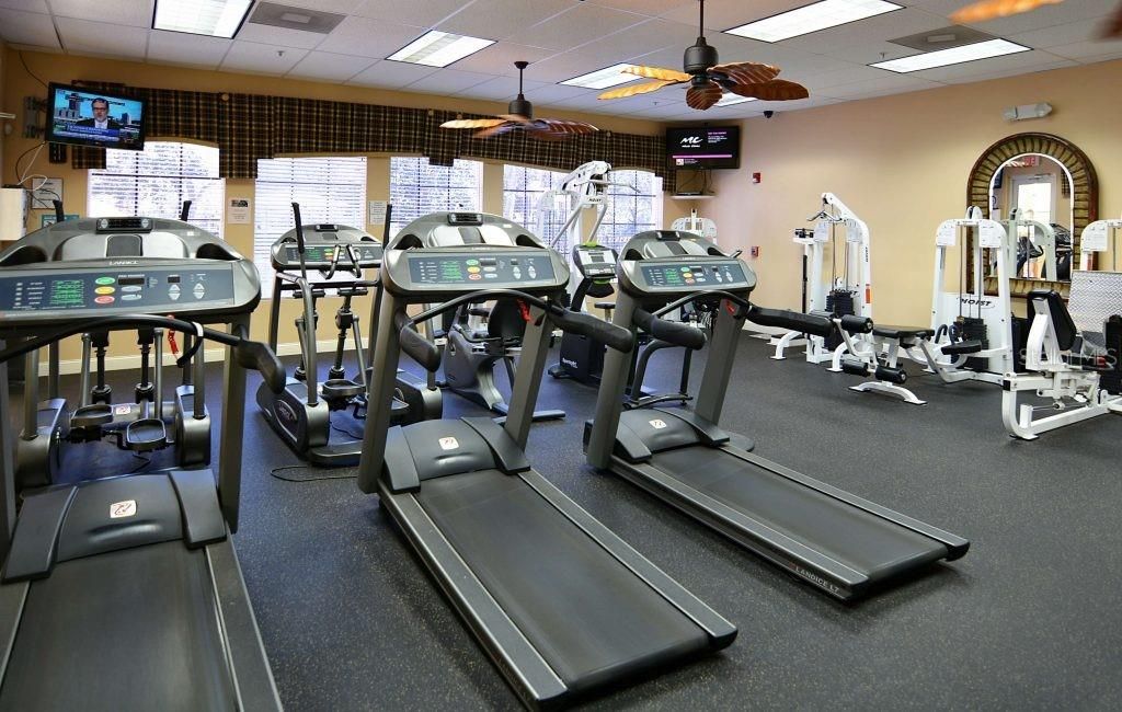 For Sale: $570,000 (3 beds, 2 baths, 2456 Square Feet)