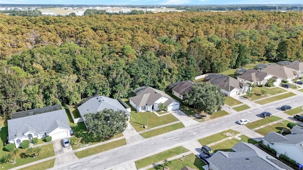 合同活跃: $375,000 (3 贝兹, 2 浴室, 1547 平方英尺)