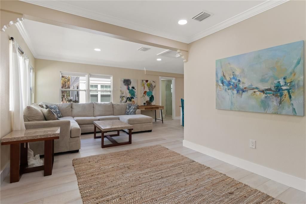 For Sale: $699,000 (1 beds, 0 baths, 1557 Square Feet)