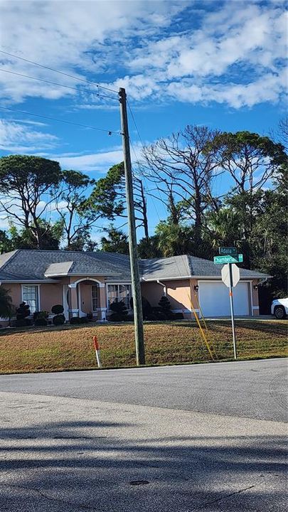 Под контрактом: $19,500 (0.23 acres)