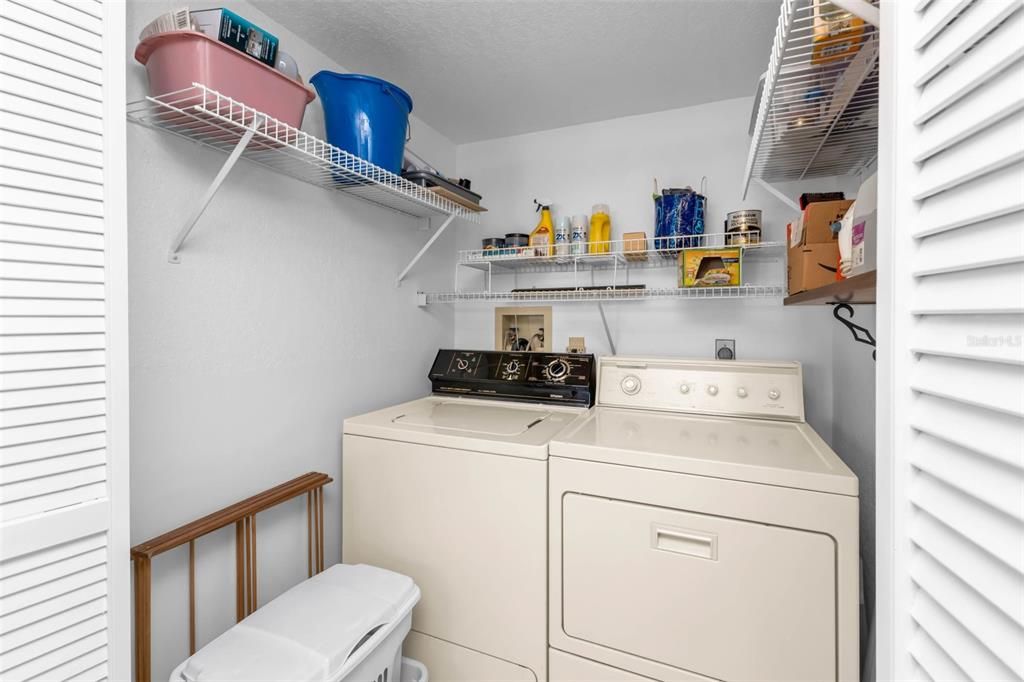 待售: $135,000 (2 贝兹, 2 浴室, 1153 平方英尺)