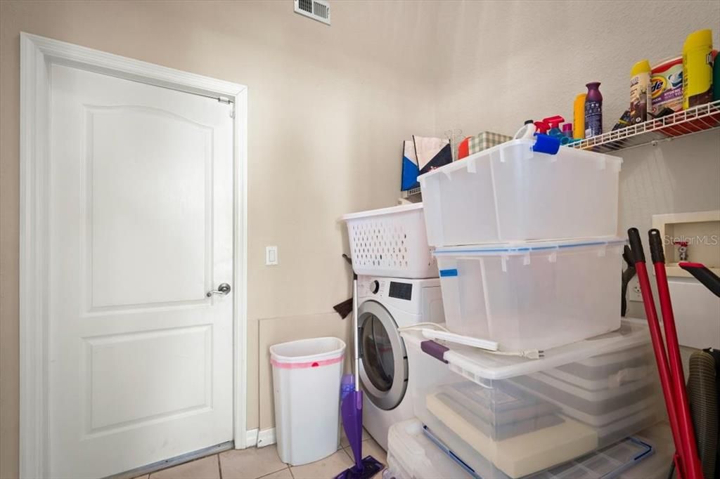 Active With Contract: $360,000 (3 beds, 2 baths, 2033 Square Feet)