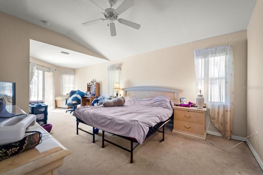 Active With Contract: $360,000 (3 beds, 2 baths, 2033 Square Feet)