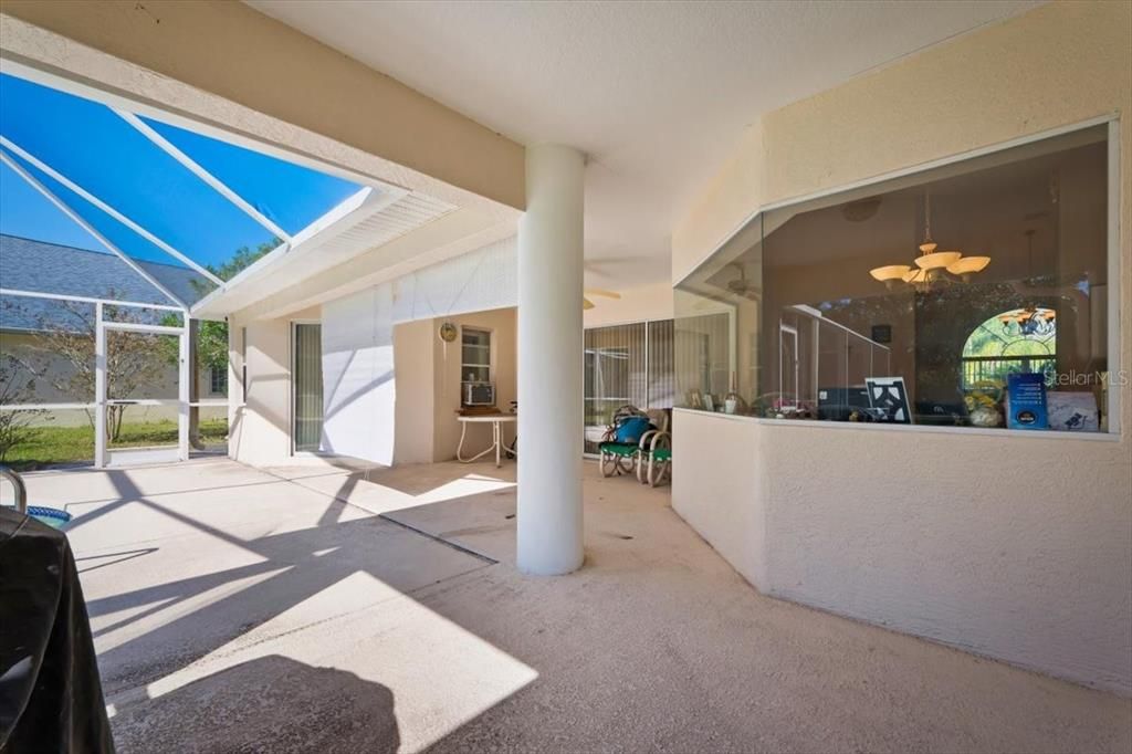 Active With Contract: $360,000 (3 beds, 2 baths, 2033 Square Feet)