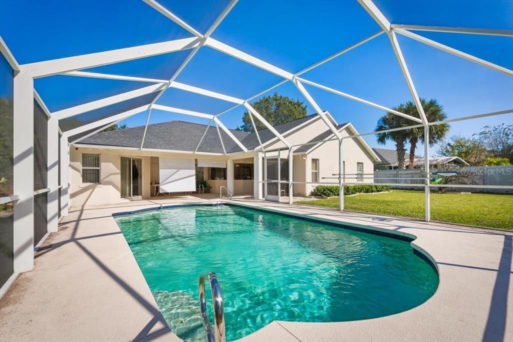 Active With Contract: $360,000 (3 beds, 2 baths, 2033 Square Feet)