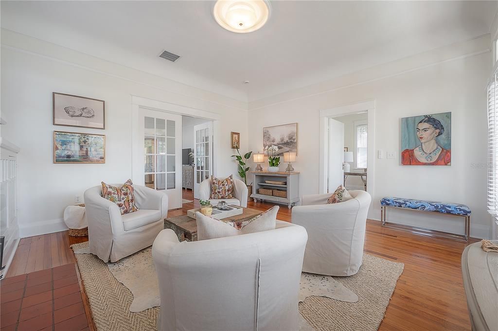 Active With Contract: $550,000 (3 beds, 1 baths, 1452 Square Feet)