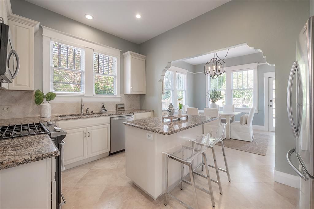 Active With Contract: $550,000 (3 beds, 1 baths, 1452 Square Feet)