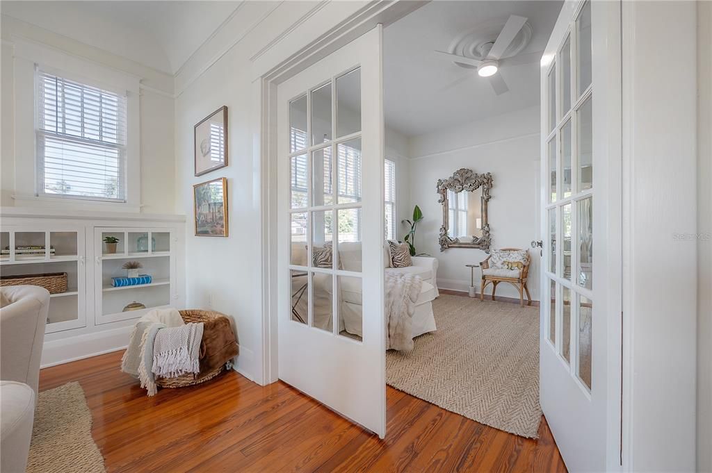 Active With Contract: $550,000 (3 beds, 1 baths, 1452 Square Feet)