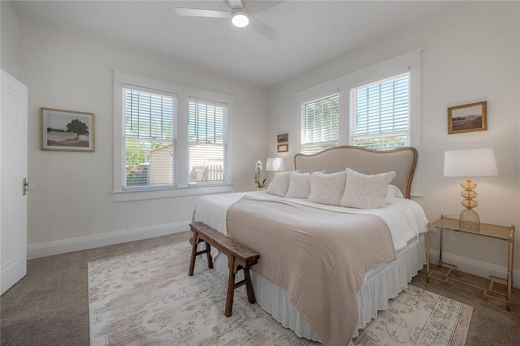 Active With Contract: $550,000 (3 beds, 1 baths, 1452 Square Feet)