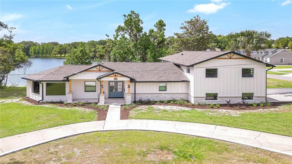 For Sale: $850,000 (5 beds, 4 baths, 4395 Square Feet)