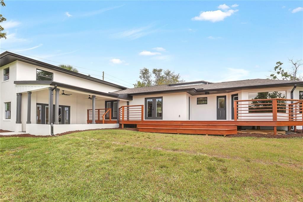 For Sale: $850,000 (5 beds, 4 baths, 4395 Square Feet)