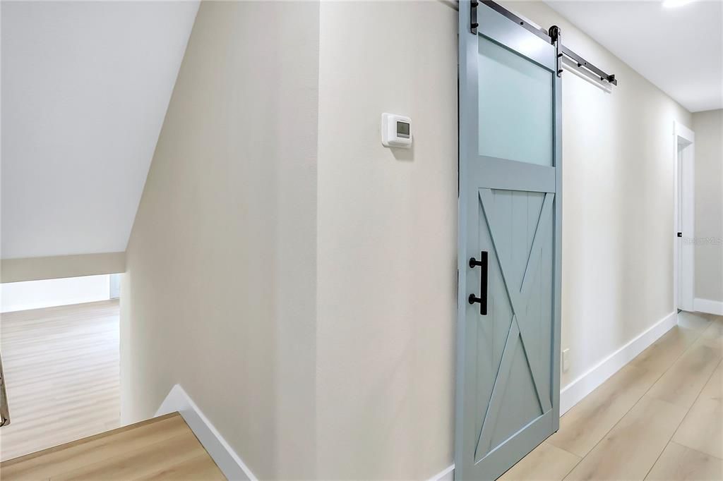 For Sale: $850,000 (5 beds, 4 baths, 4395 Square Feet)